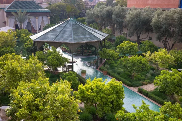 Eksplorasi Keindahan dan Misteri Le Jardin Secret di Tengah Kota