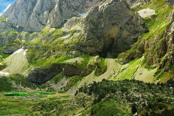 Keindahan Alam dan Keanekaragaman di Taman Nasional Theth