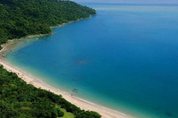 Keindahan Alam Taman Nasional Tanjung Datu di Kalimantan Barat