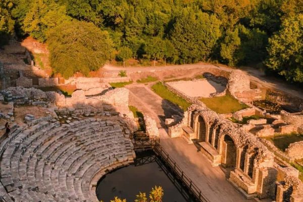 Taman Nasional Butrint: Keindahan Alam dan Warisan Budaya